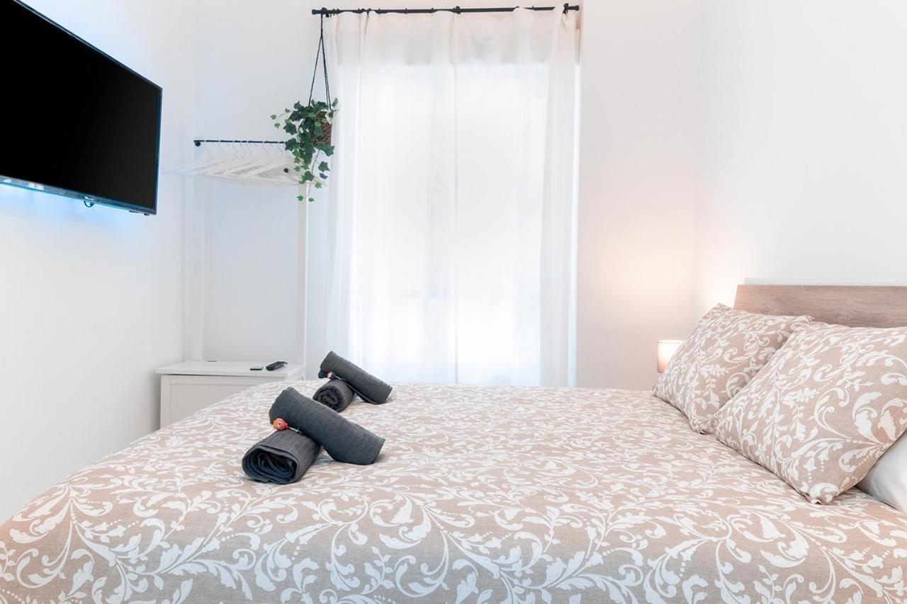 Downtown Apartment Sevilla Buitenkant foto